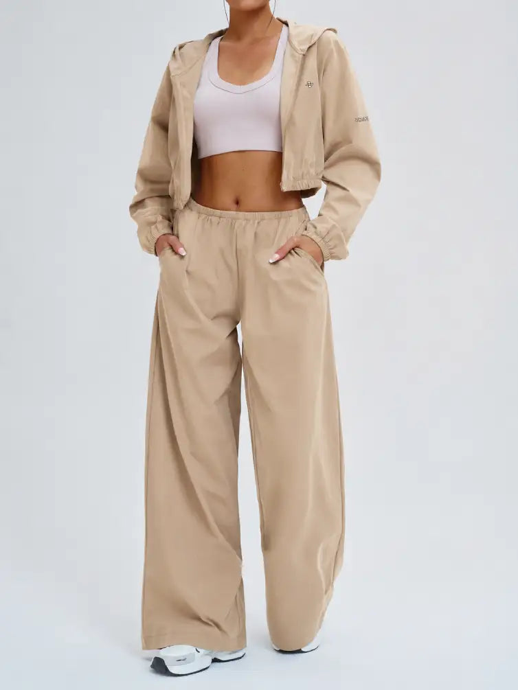 Cropped jacket &  wide-leg trousers